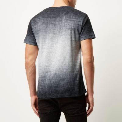 Dark grey textured faded t-shirt